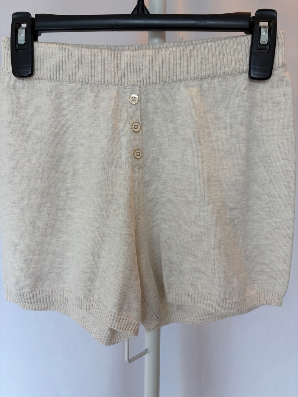 Wilt Women's Cream Heather Knit Shorts
